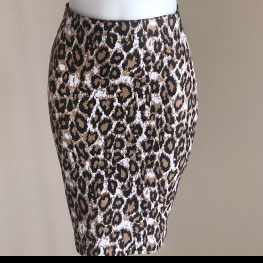 Leopard print skirt